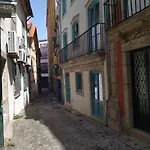 Cais Pedras Patio - With Washer And Dryer Machine
