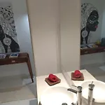 Cais Pedras Patio - With Washer And Dryer Machine דירה *