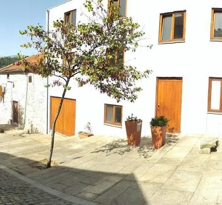 Cais Pedras Patio - With Washer And Dryer Machine