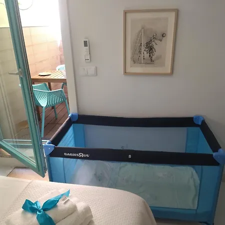 Cais Pedras Patio - With Washer And Dryer Machine *