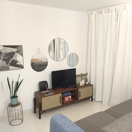 Cais Pedras Patio - With Washer And Dryer Machine Daire