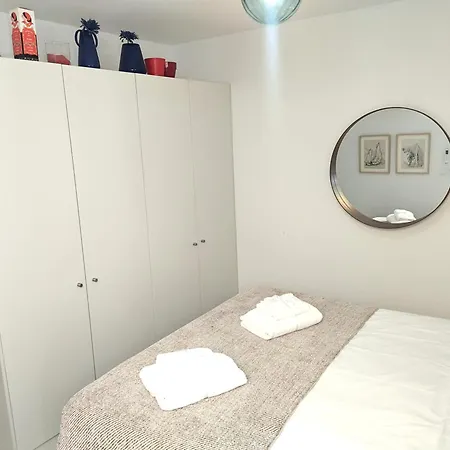 Cais Pedras Patio - With Washer And Dryer Machine アパート