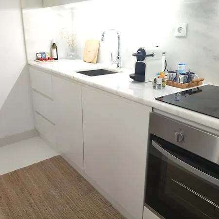 Daire Cais Pedras Patio - With Washer And Dryer Machine *