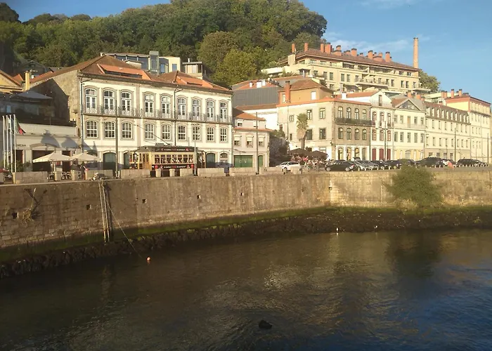 Cais Pedras Pátio - With Washer&dryer Machine