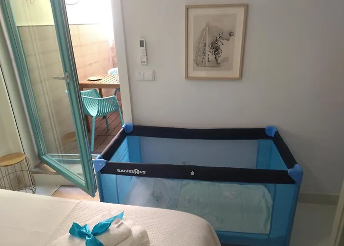 Cais Pedras Patio - With Washer And Dryer Machine *