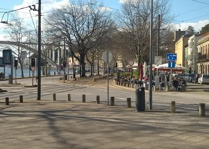 Cais Pedras Patio - With Washer And Dryer Machine Porto