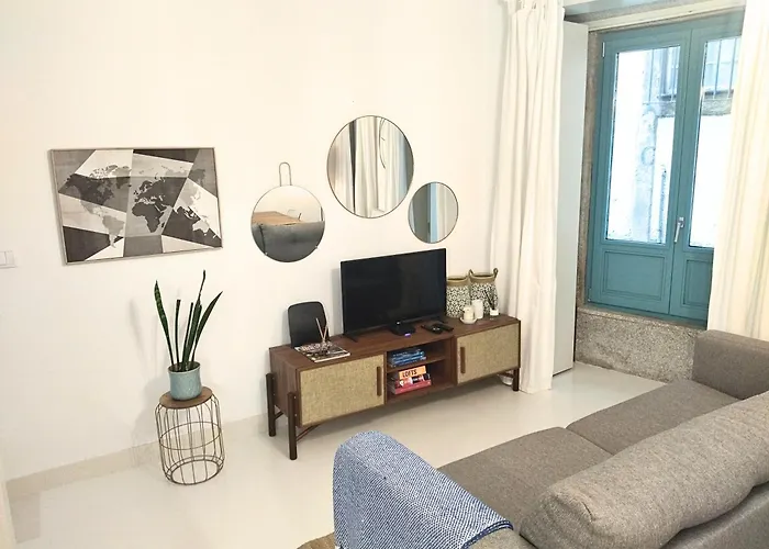 Cais Pedras Patio - With Washer And Dryer Machine דירה פורטו