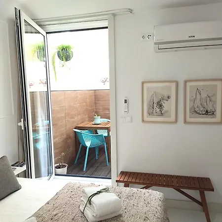 Cais Pedras Patio - With Washer And Dryer Machine